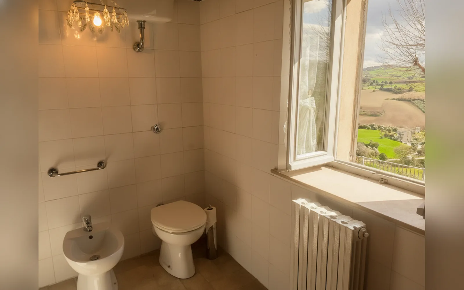 Camera con bagno privato — Casa Viale Marconi, Monte San Pietrangeli (Marche) (foto 10)